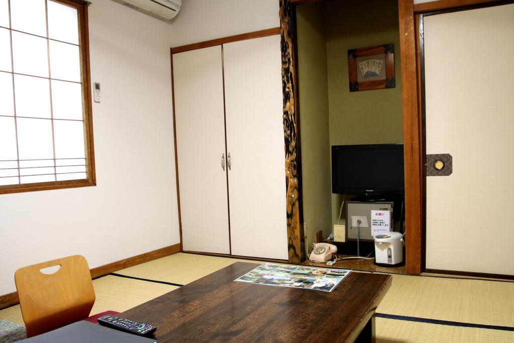 Suimeikan Karukaya Sanso Takayama  Zimmer foto
